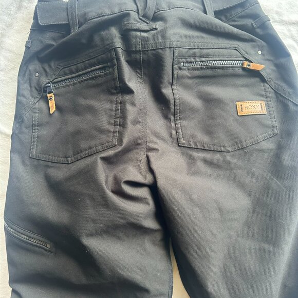 Roxy Snow Pant - Picture 1 of 3